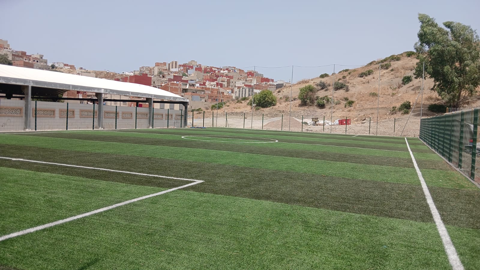 TERRAIN DE FOOTBALL MGHOGHA KBIRA PRES SOUK AINE JDIDA — photo 3